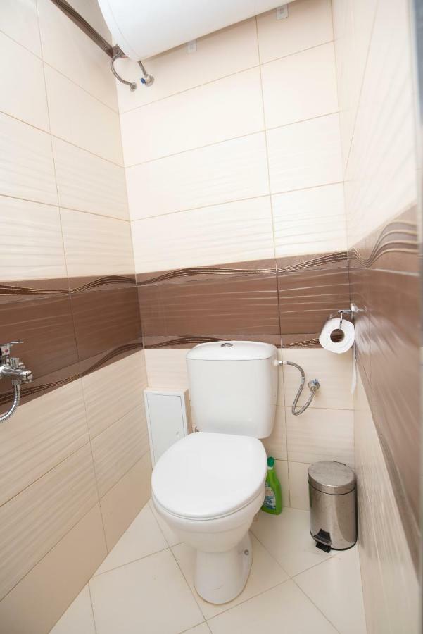 Lynn'S Oasis-Ocean Touch In Core Downtown Apartamento Burgas Exterior foto